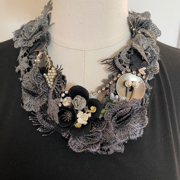 Grey Rose with Faux Pearl and Diamond Necklace - Picture 1 of 6